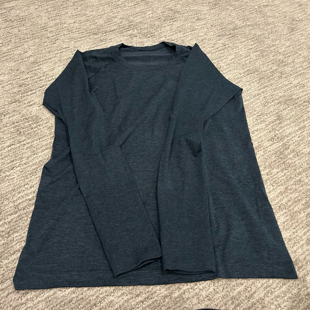 Lululemon Women’s Swiftly Tech Long-Sleeve Shirt 2.0 - Hip Length